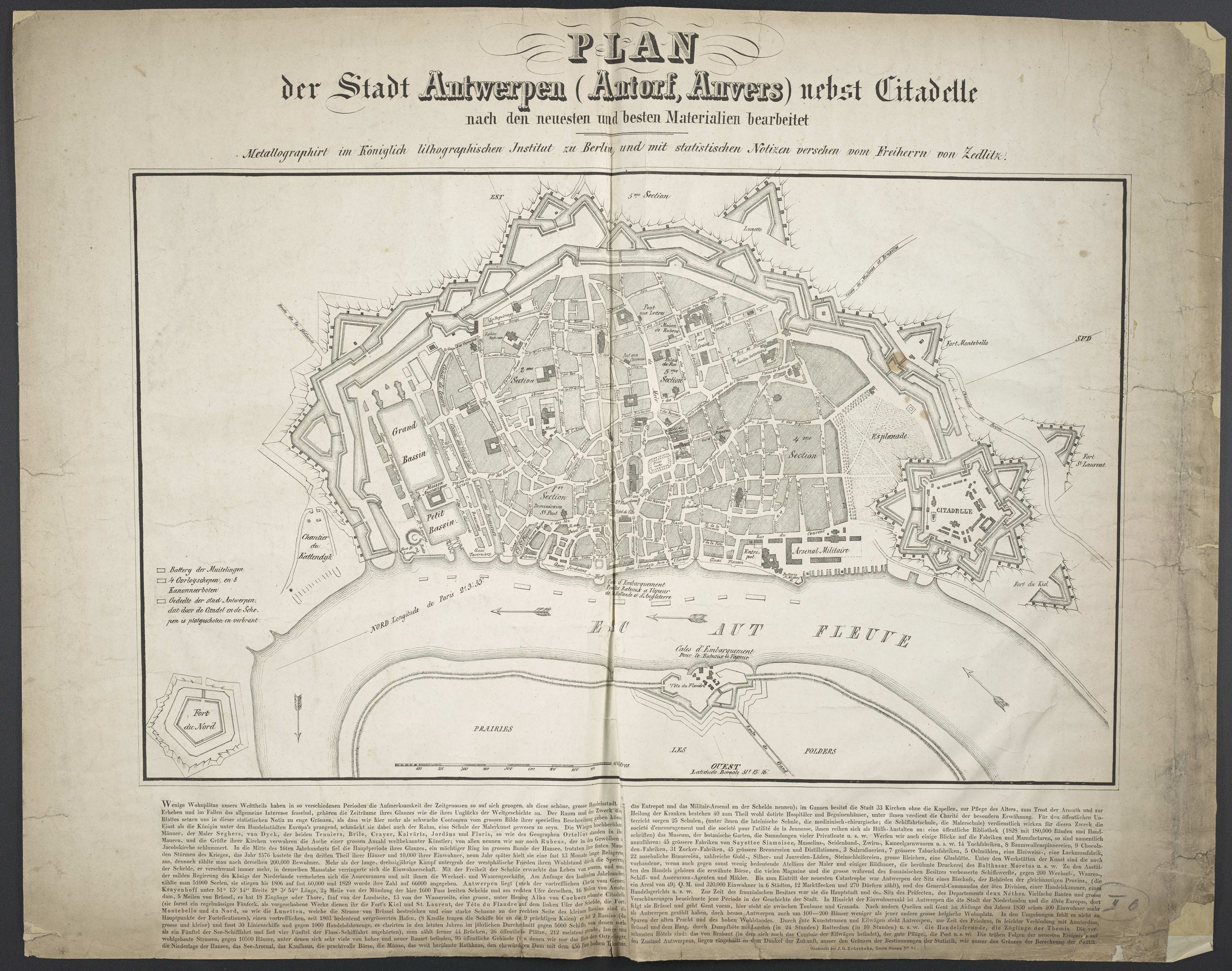 Ein altes Buch mit einer detaillierten Karte von Berlins Straßen, Gebäuden und Sehenswürdigkeiten, begleitet von Texten über die Einwohnerzahl und Merkmale der Stadt.
