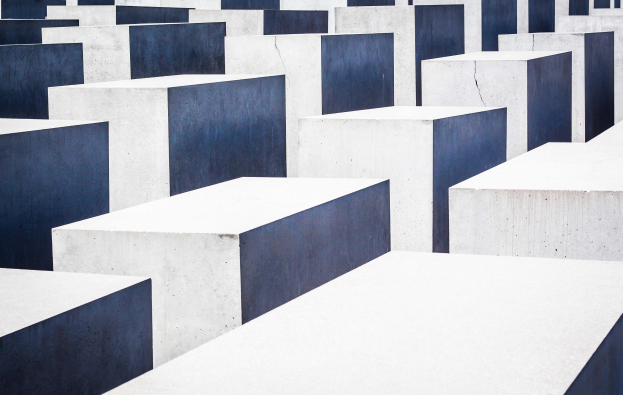 Mendel Warnt vor politischem Einfluss auf die Abhängigkeiten von Yad Vashem