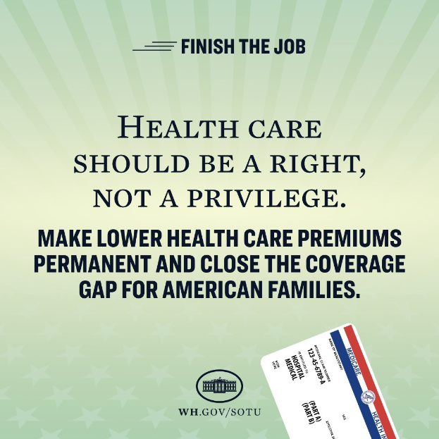 Plakat mit dem Text "Beenden Sie die Arbeit: Gesundheit sollte ein Recht und nicht ein Privileg sein" und einer Karte mit der Aufschrift "Machen Sie niedrigere Gesundheitskosten permanent und schließen Sie die Lücke für amerikanische Familien."