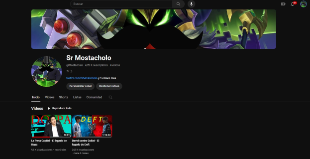 Screenshot einer Website mit schwarzem Hintergrund, das animierte Bilder und Text anzeigt, betitelt mit "Wie lade ich YouTube-Videos herunter", was auf einen YouTube-Videostreaming-Dienst hinweist.