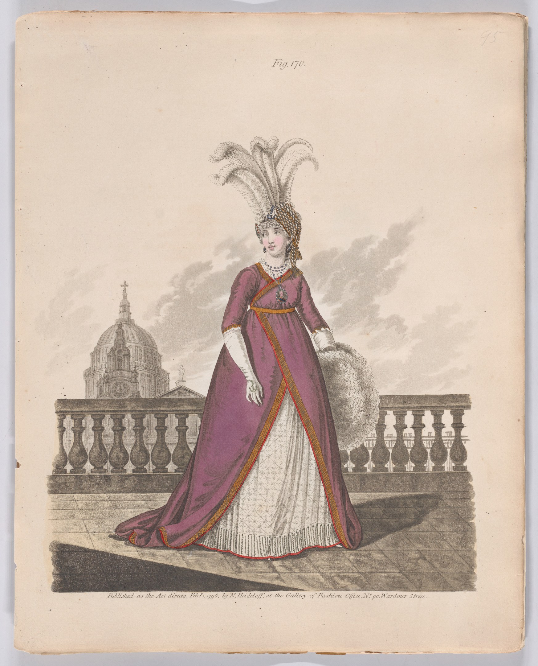 Frau in einem lila und weißen Kleid mit gefiedertem Kopfschmuck, die an einem Geländer steht, mit einem Gebäude und Wolken im Hintergrund, beschriftet mit 'Mode von New York, New York Street, 1790.'